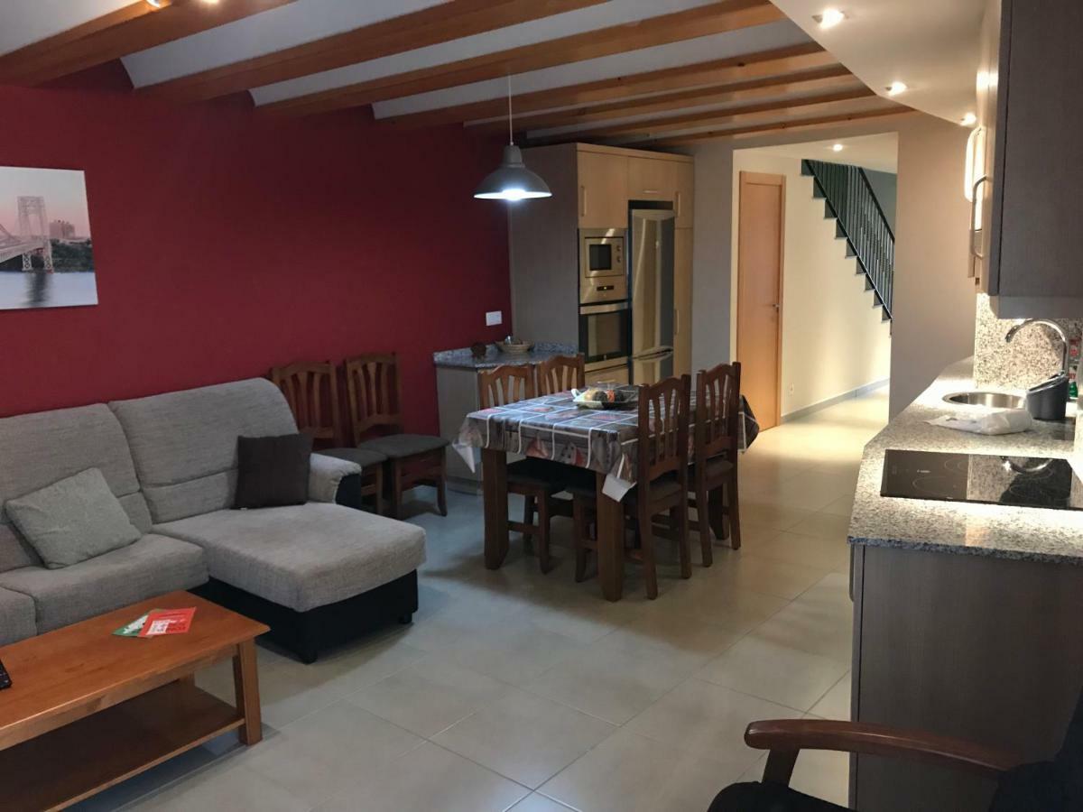 Apartaments Ca L'Albert Pobla de Segur Luaran gambar