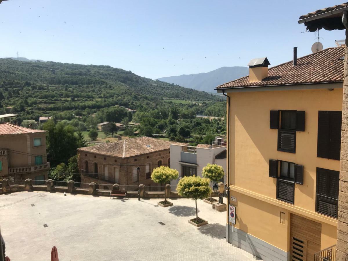 Apartaments Ca L'Albert Pobla de Segur Luaran gambar