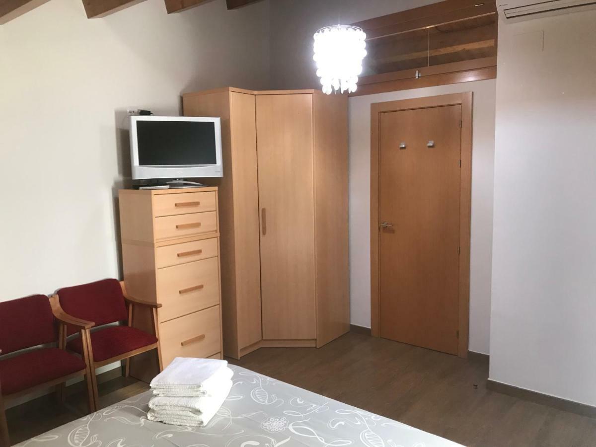 Apartaments Ca L'Albert Pobla de Segur Luaran gambar