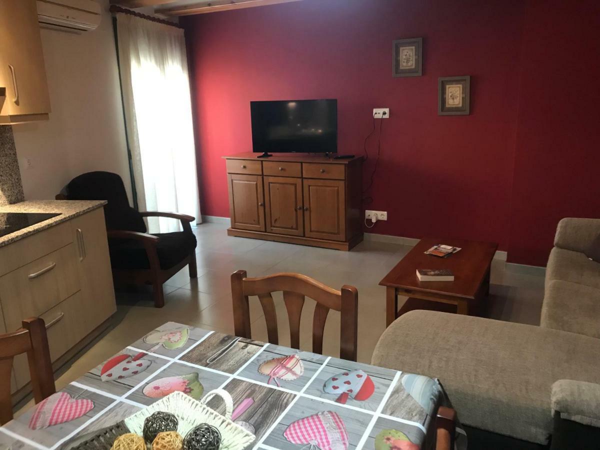 Apartaments Ca L'Albert Pobla de Segur Luaran gambar