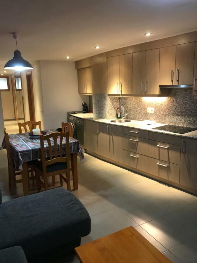 Apartaments Ca L'Albert Pobla de Segur Luaran gambar